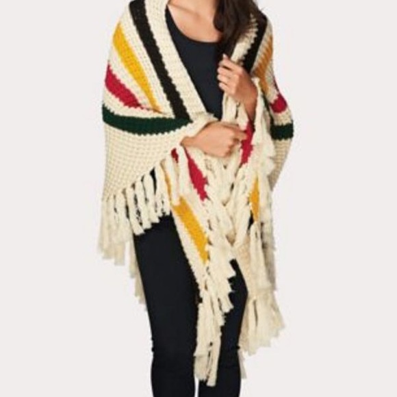 Pendleton Accessories - Pendleton Chunky Glacier Park Fringe Shawl